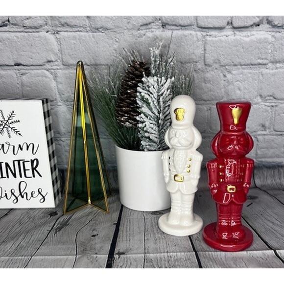 Winter Holiday Nutcracker Glass Plant Red & Green Christmas Décor 8 Piece Lot - Picture 2 of 6